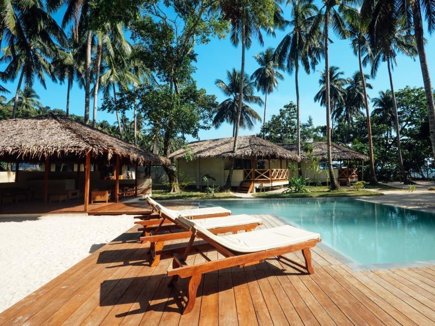 El Nido Mahogany Beach Hotel Exterior photo